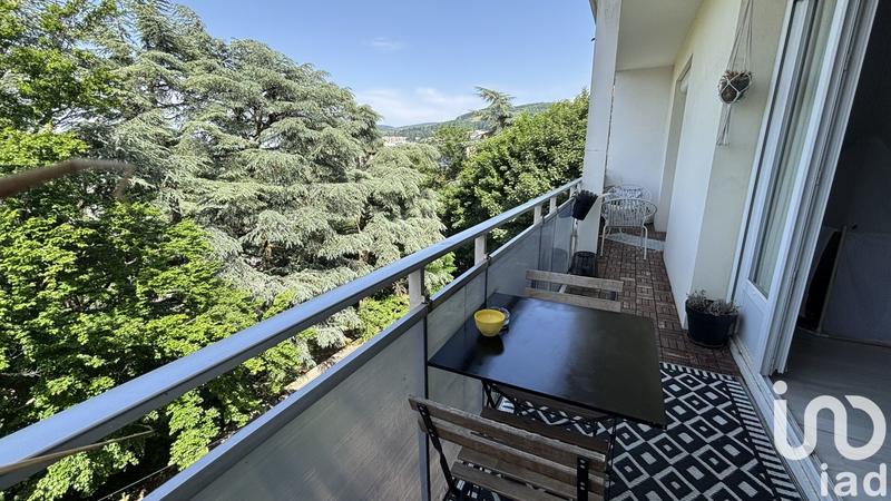 Appartement - 75 m² - 3 pièces