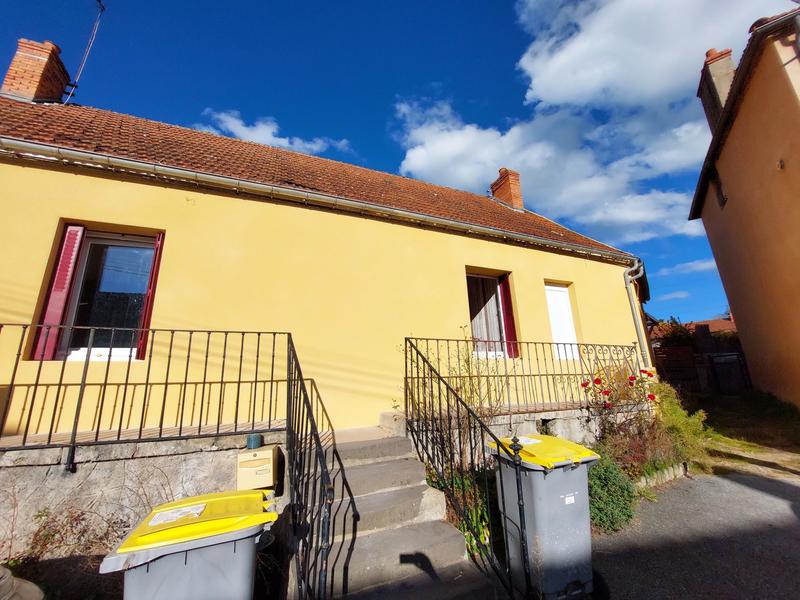 Maison traditionnelle - 105 m² - 6 pièces