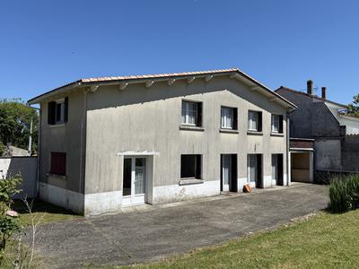 Maison ancienne - 144 m² - 7 pièces