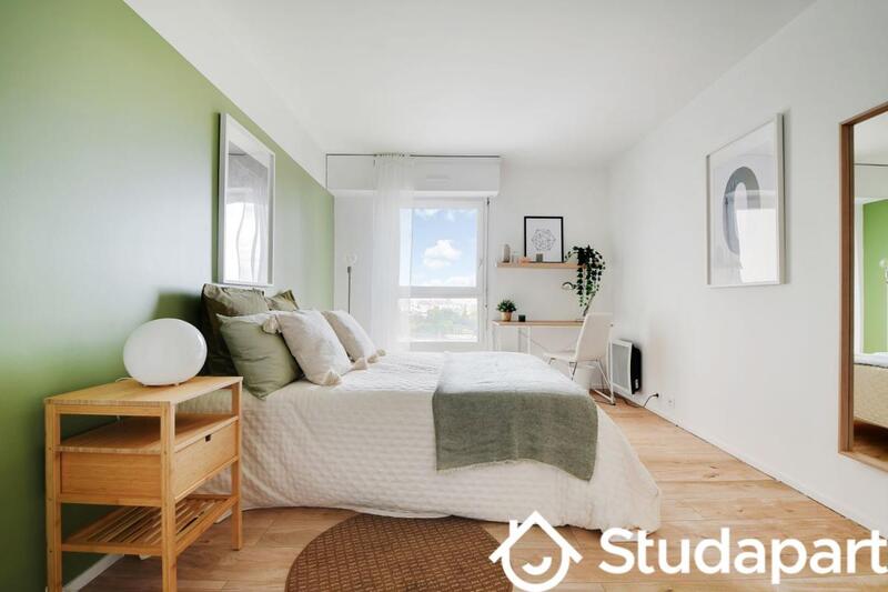 Chambre - 10 m² - 1 pièce