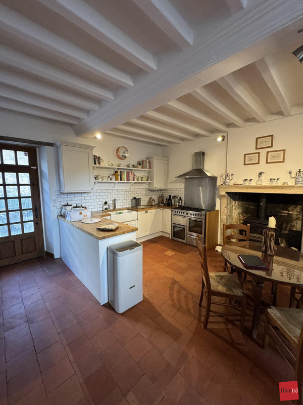 Maison ancienne - 173 m² - 7 pièces