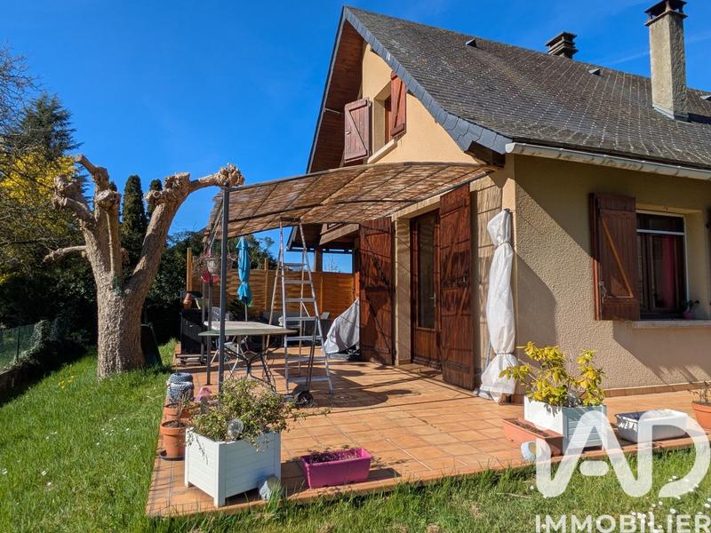Maison - 95 m² - 5 pièces