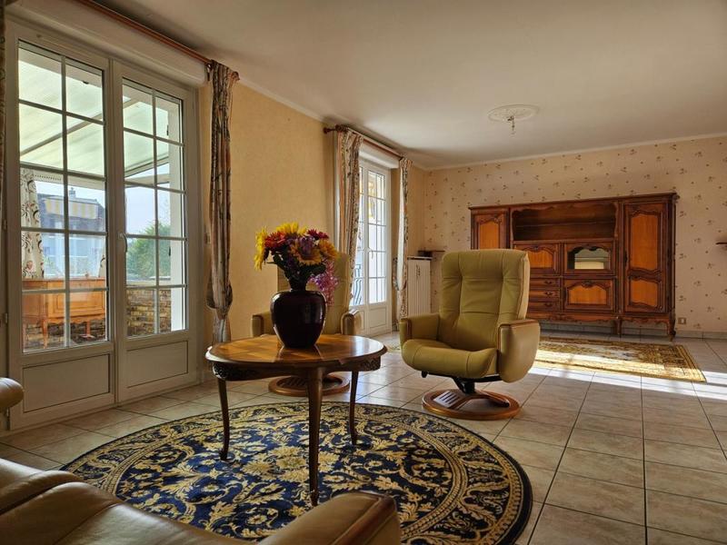 Pavillon - 158 m² - 6 pièces