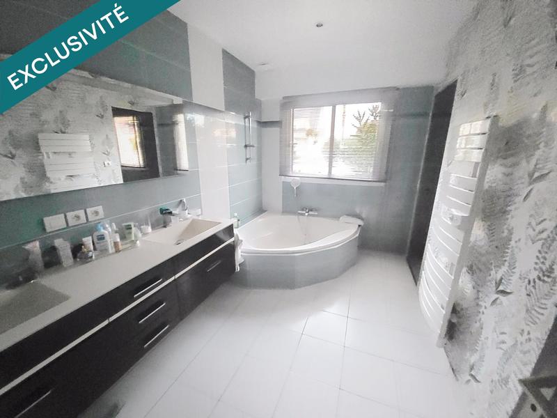 Maison - 123 m² - 6 pièces