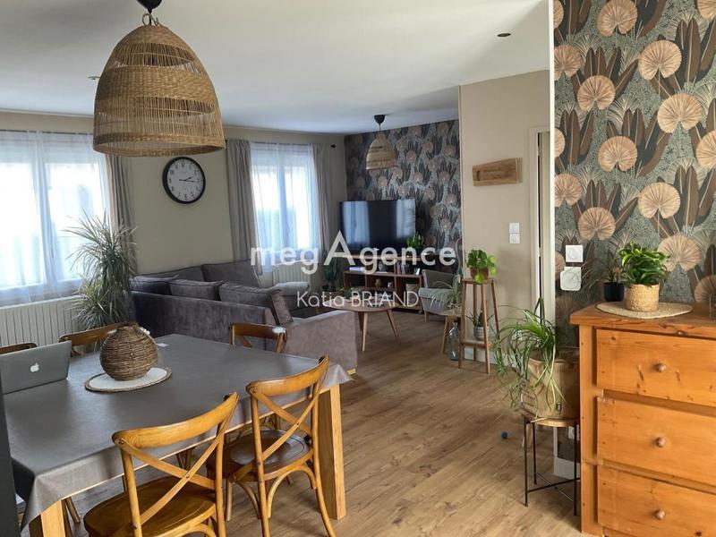 Maison - 123 m² - 5 pièces