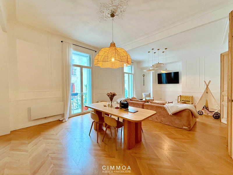 Appartement - 145 m² - 4 pièces