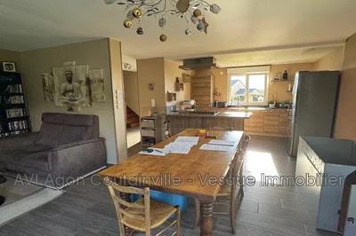 Maison - 106 m² - 5 pièces