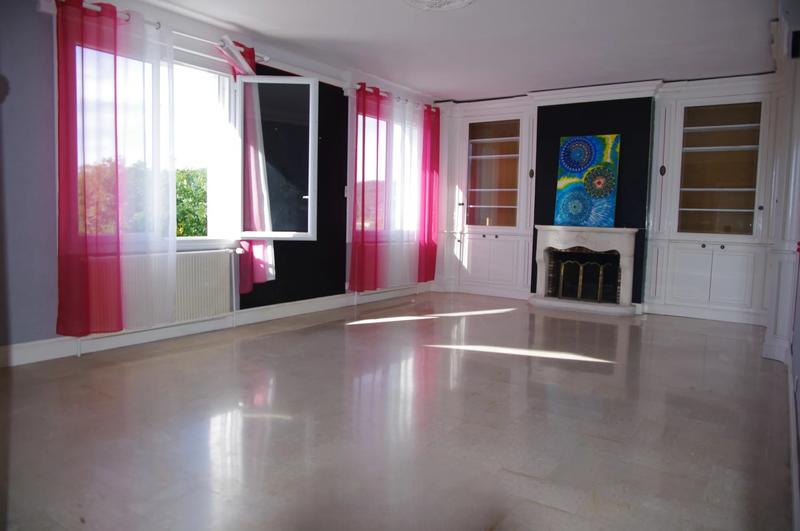 Maison - 182 m² - 6 pièces