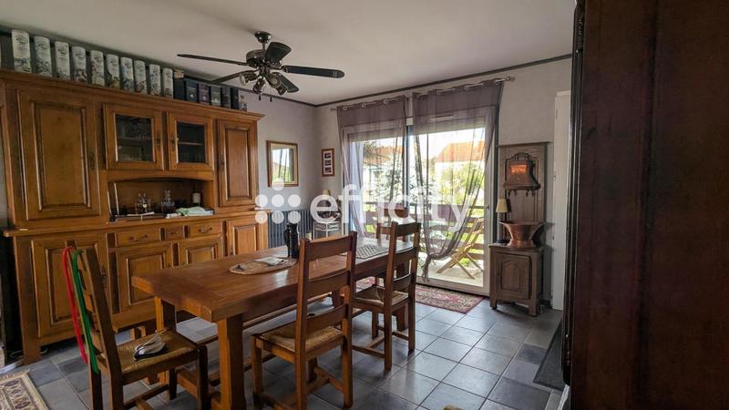 Maison - 77 m² - 6 pièces