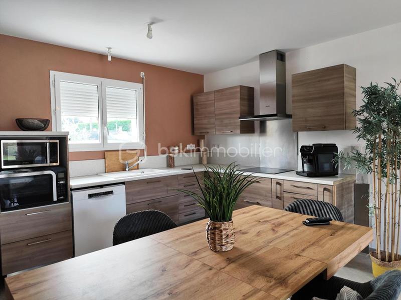 Maison - 95 m² - 4 pièces