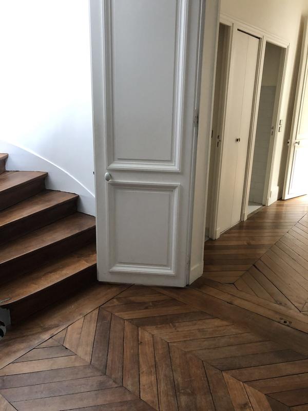 Maison - 876 m² - 20 pièces