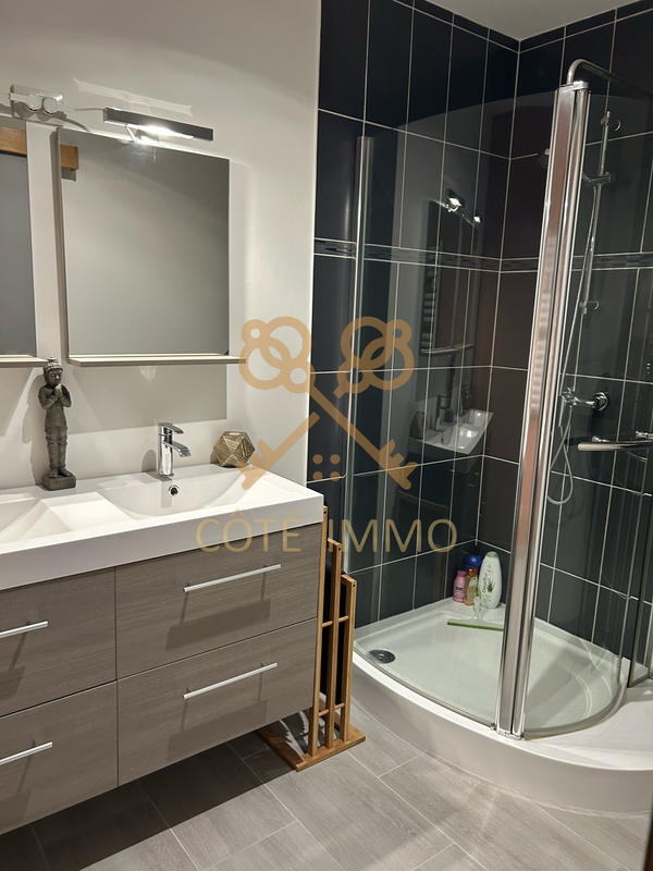 Maison - 153 m² - 5 pièces