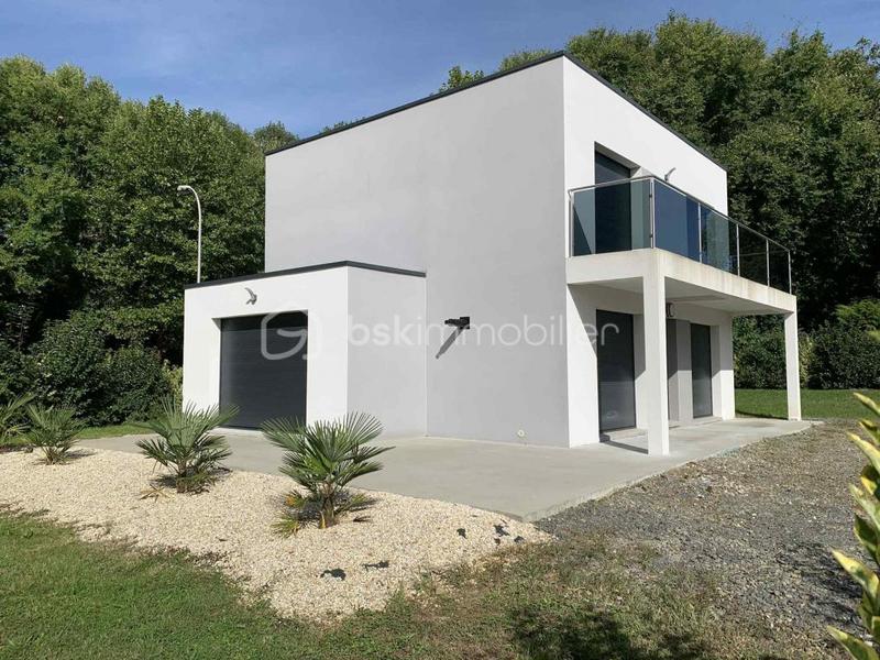 Maison - 112 m² - 4 pièces