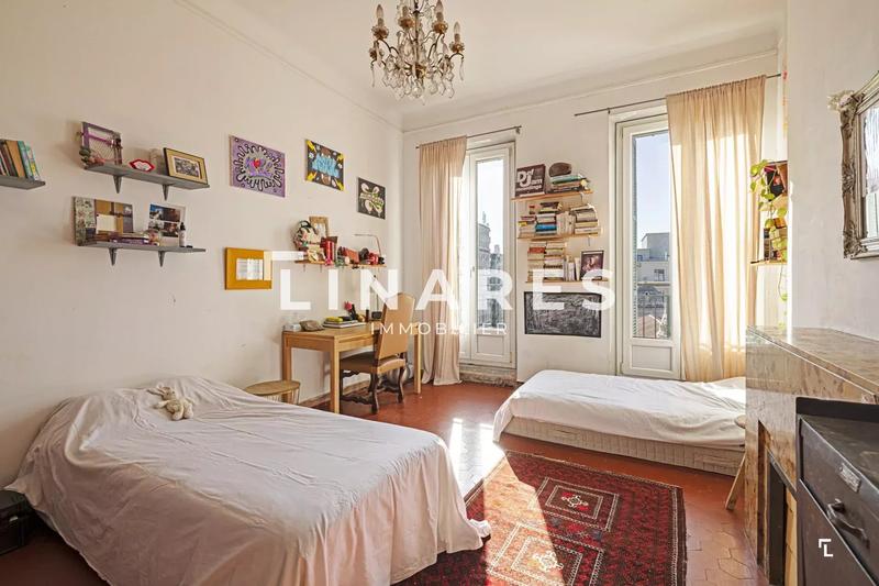 Appartement - 92 m² - 4 pièces