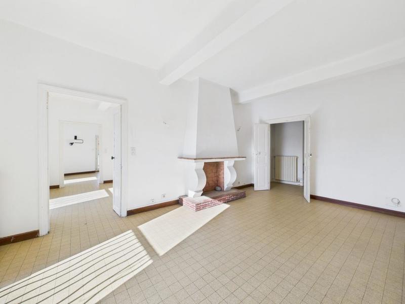 Appartement - 96 m² - 4 pièces