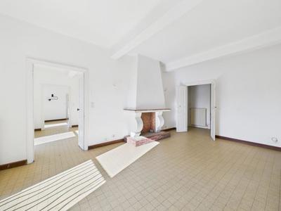 Appartement - 96 m² - 4 pièces