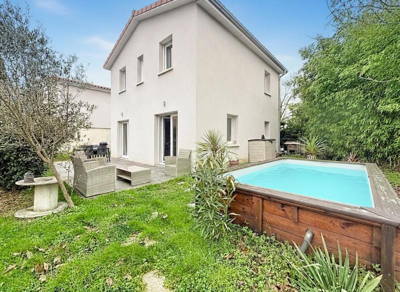 Maison - 170 m² - 5 pièces