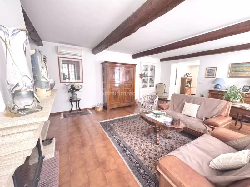 Maison - 185 m² - 7 pièces