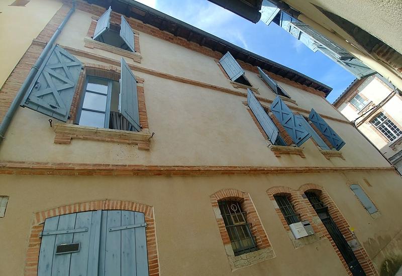 Immeuble - 9 pièces