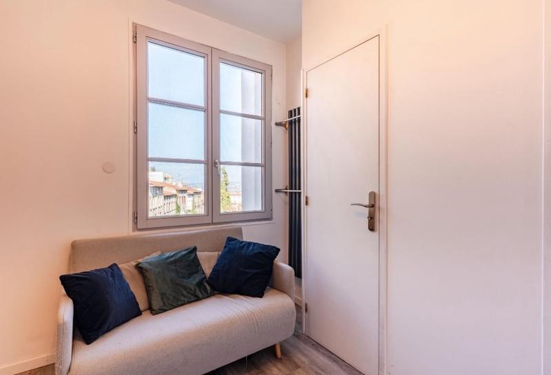 Appartement - 80 m² - 3 pièces