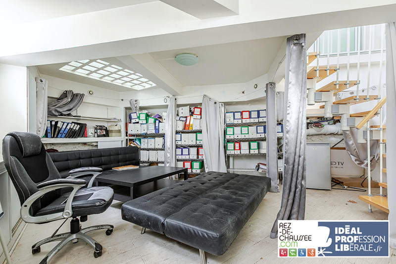 Local commercial - 76 m² - 4 pièces