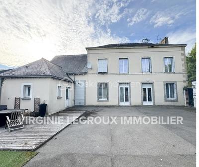 Maison - 170 m² - 8 pièces