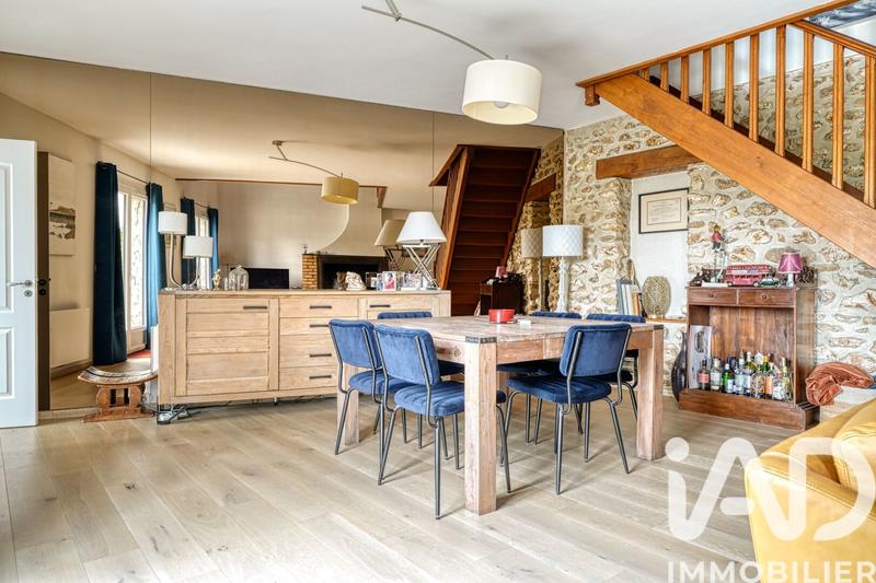 Maison - 196 m² - 8 pièces