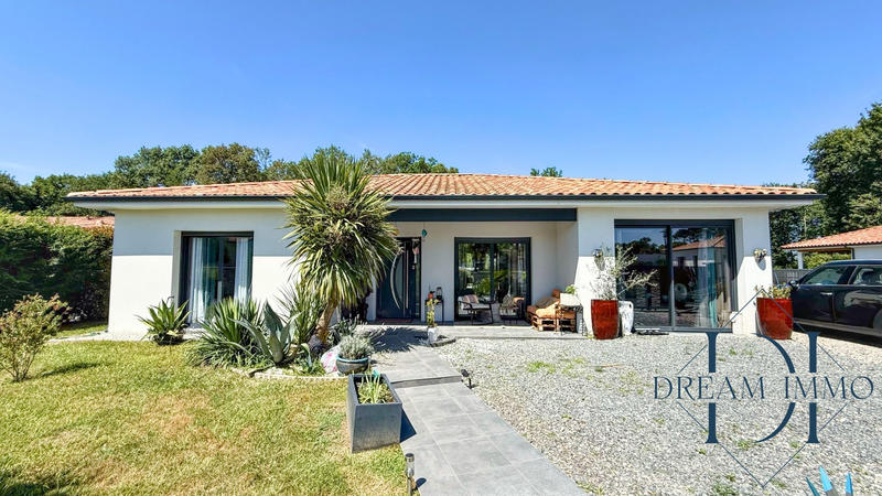 Maison contemporaine - 145 m² - 6 pièces