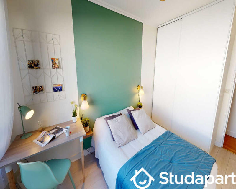 Chambre - 80 m² - 1 pièce