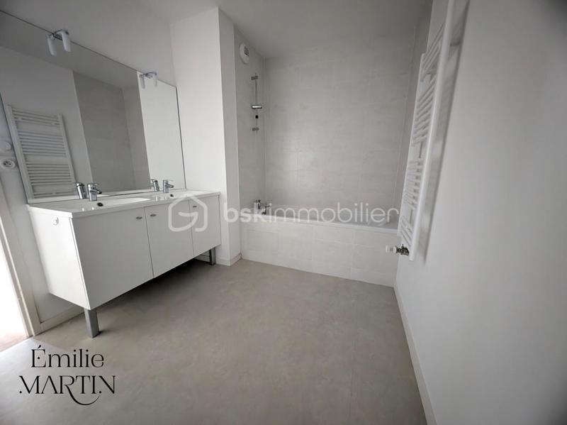 Appartement - 87 m² - 4 pièces
