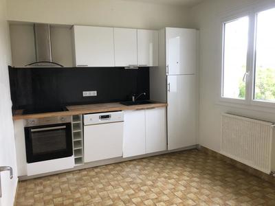 Maison - 102 m² - 4 pièces