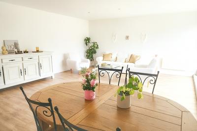 Maison - 200 m² - 5 pièces