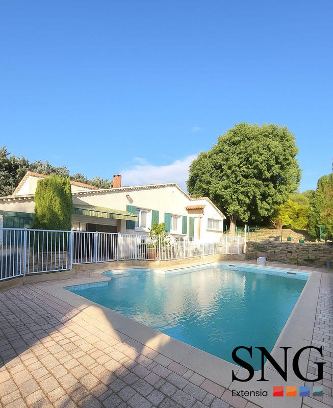 Villa - 100 m² - 5 pièces