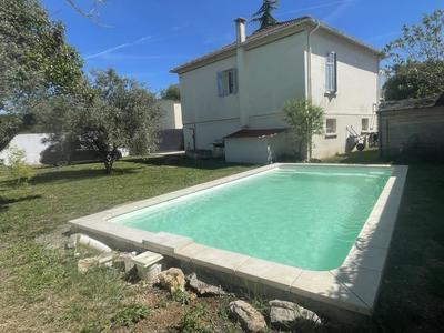 Propriété - 134 m² - 4 pièces