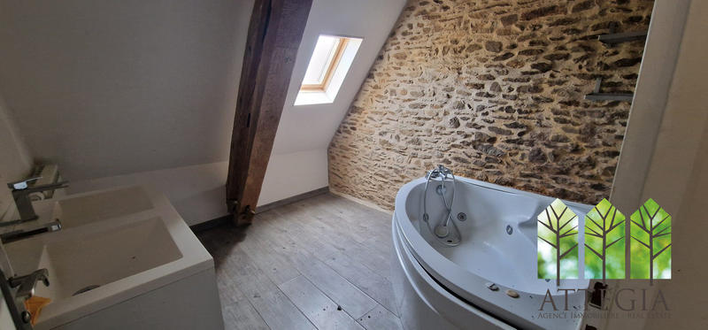 Maison - 190 m² - 10 pièces