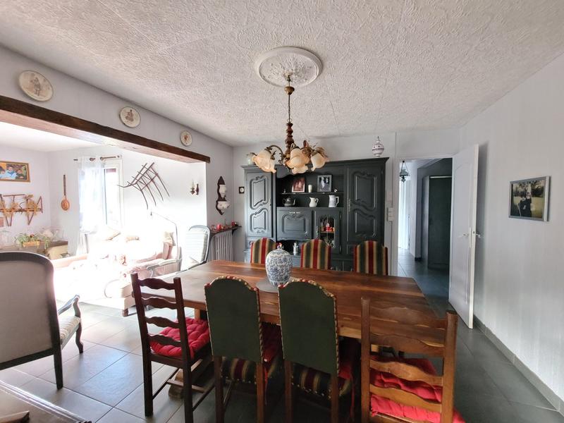 Maison - 104 m² - 5 pièces