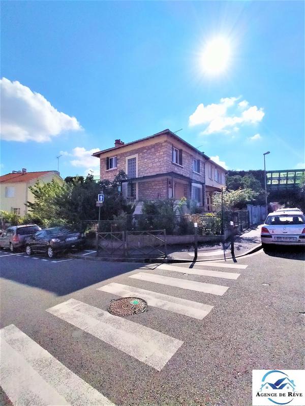 Maison - 119 m² - 5 pièces