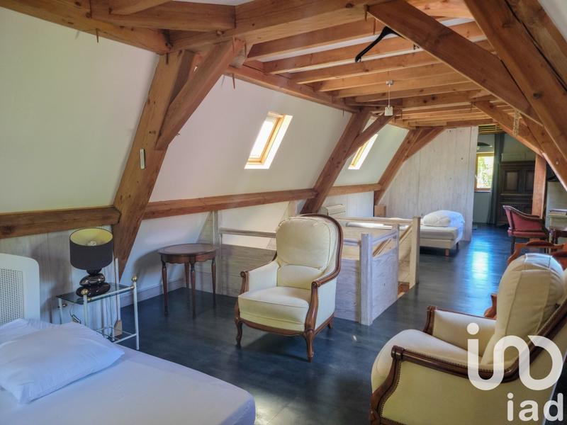 Maison - 180 m² - 7 pièces