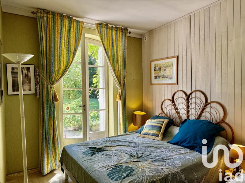 Maison - 237 m² - 5 pièces