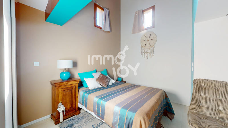 Maison - 197 m² - 7 pièces