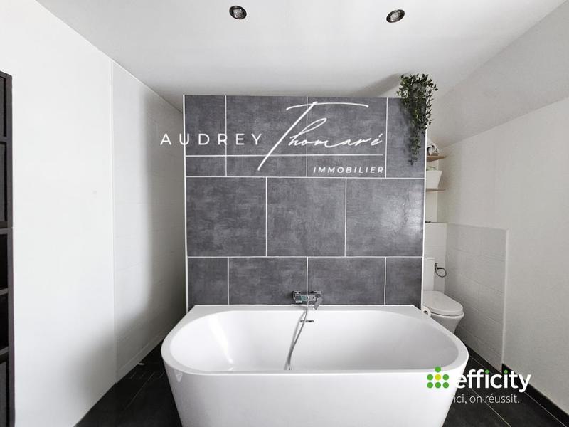 Maison - 110 m² - 4 pièces