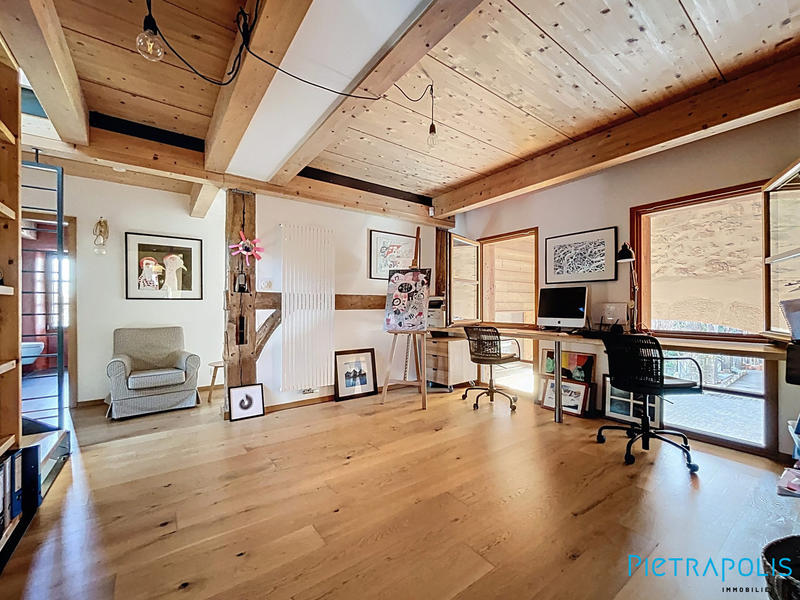 Maison - 289 m² - 8 pièces