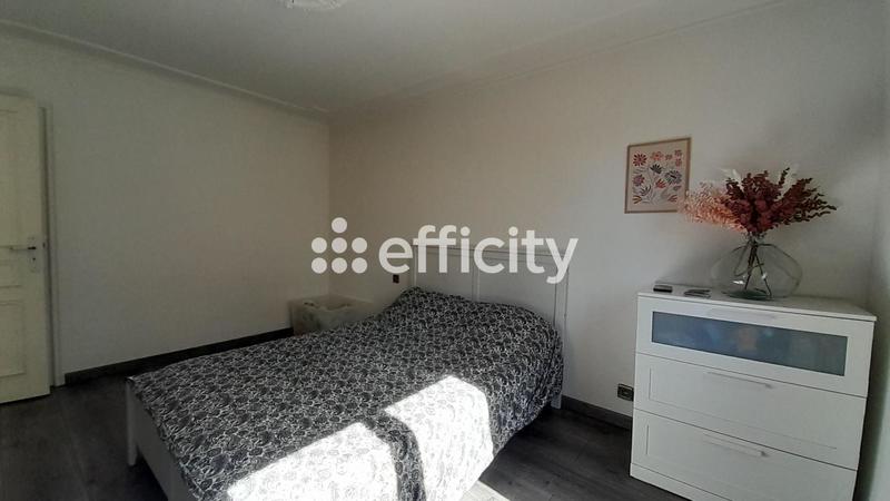 Pavillon - 201 m² - 6 pièces