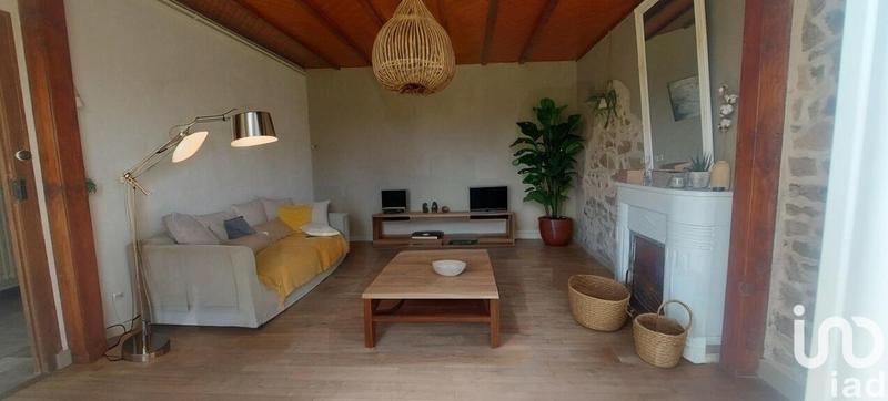 Maison - 214 m² - 12 pièces