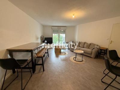 Appartement - 70 m² - 4 pièces