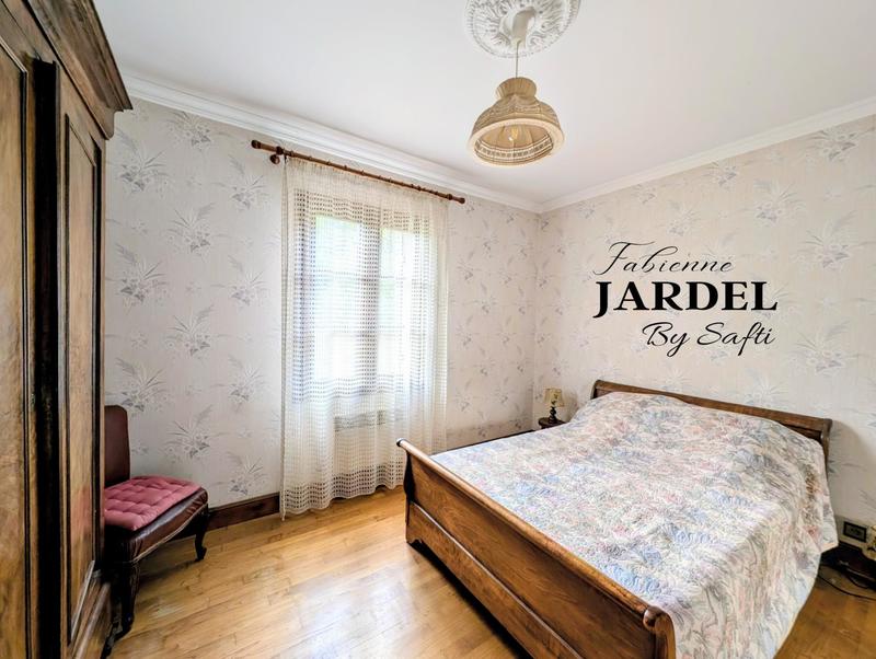 Maison - 174 m² - 5 pièces