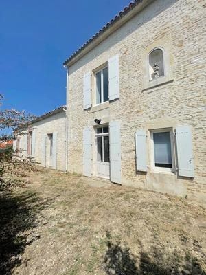 Maison - 265 m² - 12 pièces