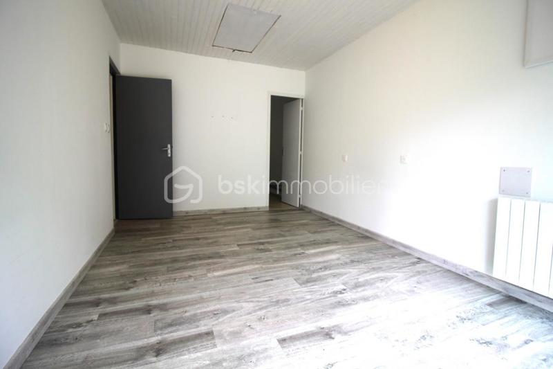 Demeure - 100 m² - 5 pièces