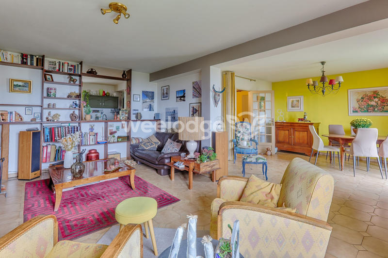 Maison - 138 m² - 5 pièces