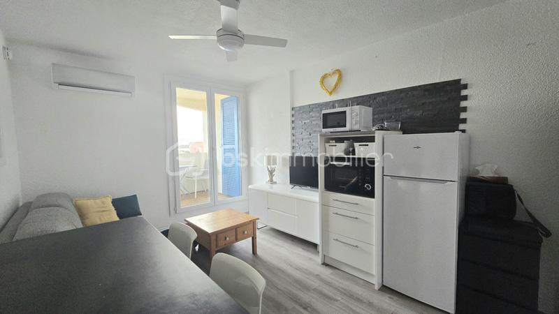 Studio - 25 m² - 1 pièce